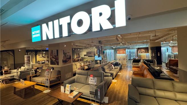 「宜得利家居」南部首家旗舰店，30日进驻高雄大立百货。（柯宗纬摄）