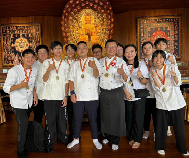 学生们表示，能够参与这样的盛会对他们技能的考验，也是一次珍贵的学习机会。（照片/臺北市私立育达高级中等学校提供）