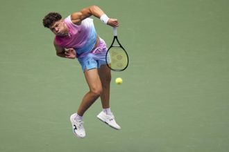 美网》发球230公里！薛尔顿火球连发仍在美国内战饮恨