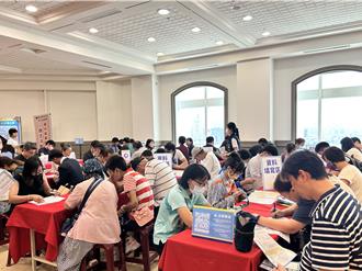 52间知名企业聚集中友释3400职缺 汽车顾问薪资上看70K