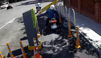 阿婆才看完病離開 遭「柵欄砸頭」擊落...又送回急診室