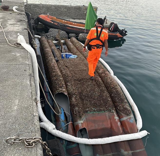 台东八边海域今天凌晨发生2艘渔船碰撞事故。（民眾提供／蔡旻妤台东传真）