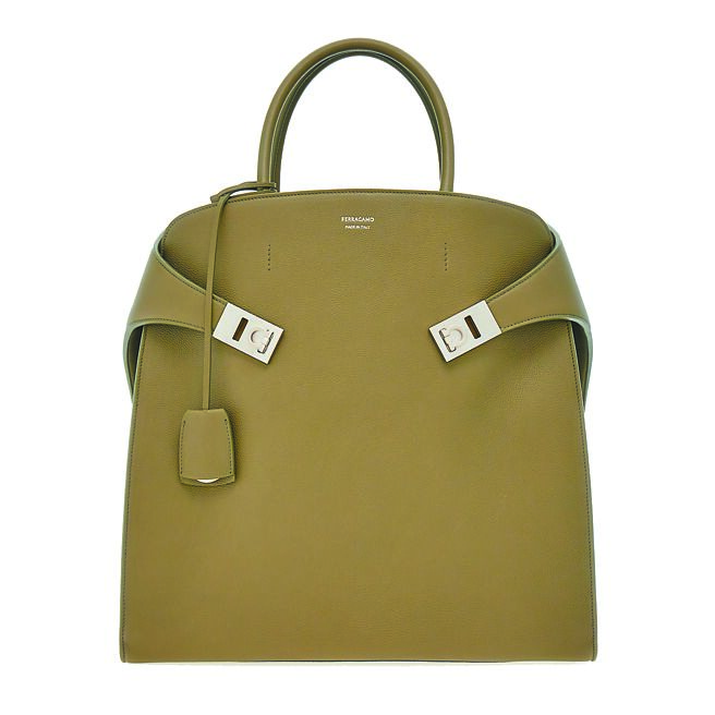 FERRAGAMO男士Hug手提包，11萬3000元。（FERRAGAMO提供）