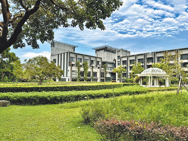 酒店以香草為主軸，融合生態、休閒、觀光等元素深獲好評。（洪秀瑛攝）