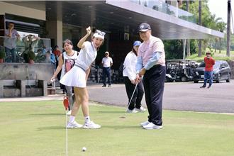 台南不只小吃！韩国美女高尔夫职业球手徐秀娟 带你打球旅游