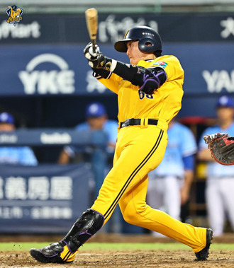 中職》高宇杰致勝3分炮棒打曾峻岳 兄弟「金控大戰」橫掃悍將