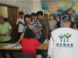 家扶蒙古20年 受助家庭：沒有家扶不知道孩子會怎樣