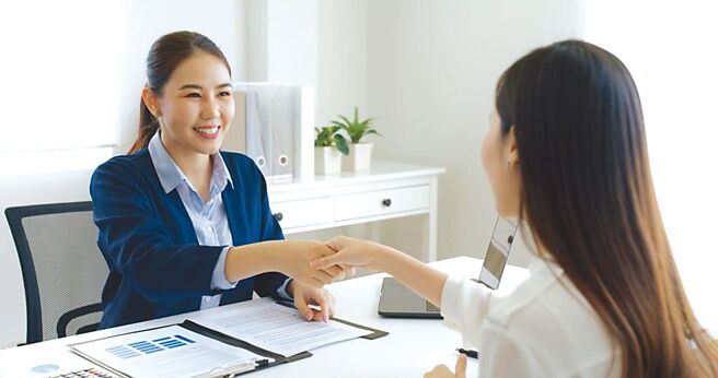 金管會提醒，投保前應充分瞭解自身的保障需求並衡量經濟能力，避免買到不適合或無法負擔的保險商品。圖／本報資料照片