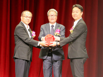 陳世凱接任交通部長 親回「不專業」質疑