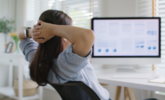 討資遣費被冷凍 她每天上班 只能訂便當、倒垃圾