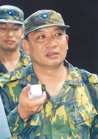 朱將軍八面玲瓏 投靠威京令郝不滿