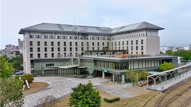 已閒置长达14年的丽星大饭店正式启动招商，阿里山林业铁路及文化资产管理处将明天9月3日公告徵求民间参与「嘉义市阿里山林业铁路北门车站饭店修建营运移转案」。（林铁及文资处提供／吕妍庭嘉义传真）