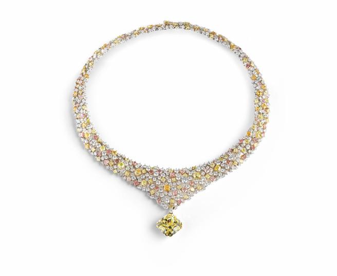 DAMIANI Fantasy Cut Luminosa奇幻切割黃鑽項鍊，5550萬元。(DAMIANI提供）