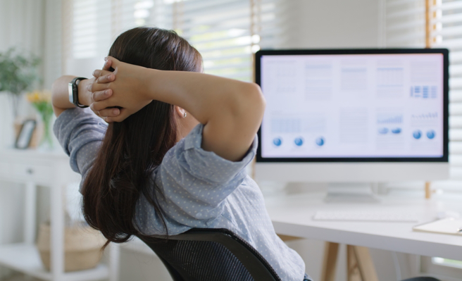 一名OL因和主管鬧翻，想爭取「非自願離職」卻遭到冷凍。（示意圖。圖：shutterstock/達志）