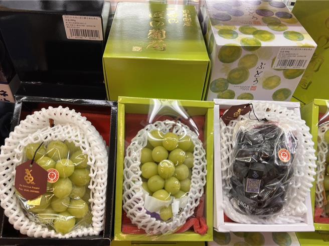  Mia C'bon推出日本山梨、長野、岡山等地的麝香葡萄，每顆甜度可達17度，539元起。（吳奕萱攝）
