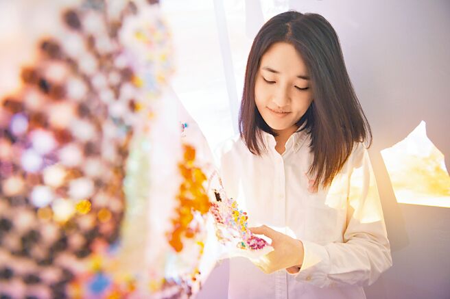 黄于真认为，线上课程突破地域和时间限制。