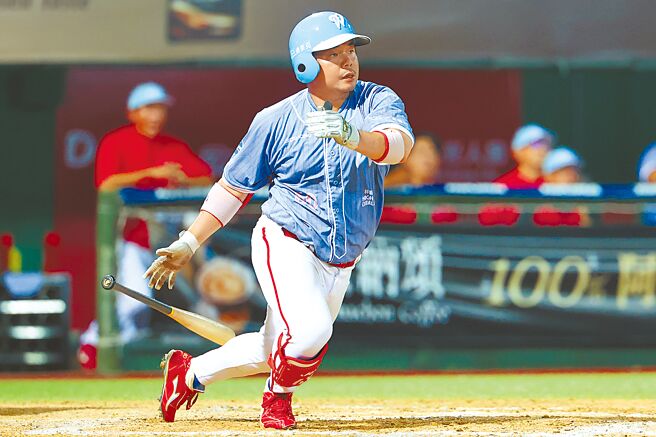 劉時豪8局下代打敲出致勝二壘安打。（味全龍提供）