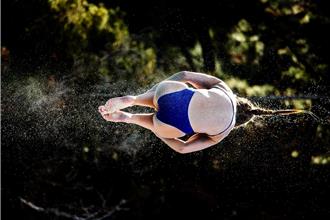 捕捉跳水瞬間獲國際攝影獎 彰化女攝年厎將分享台灣故事專題