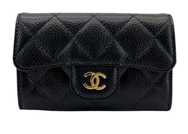 民眾撿到名貴香奈兒皮夾報案，北市女警起貪念私吞下場曝光。(中時資料庫)