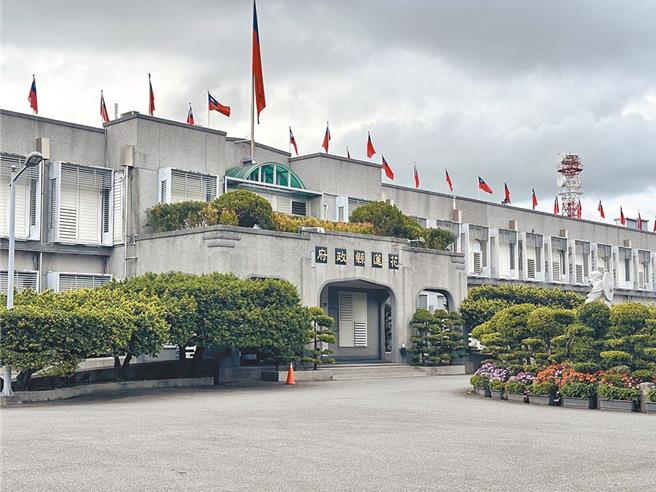 花莲产业今年受到强震、强颱接连衝击，整体经济萧条不已，县府为此编列10亿经费，预计发给每位县民3000元振兴券。（本报资料照片）