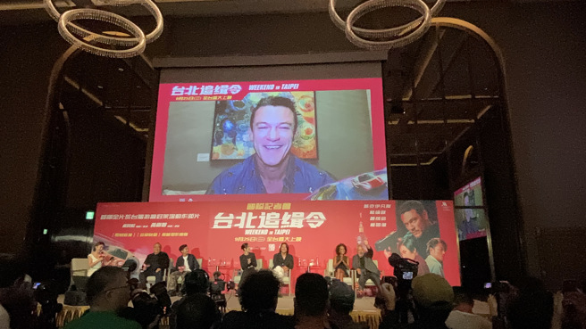 主角路克伊凡斯惊喜连线台湾。(摄/廖忻欣)