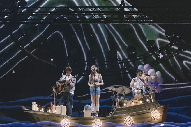 告五人首登北京體育場舉辦「宇宙超有趣」大型戶外巡演。（相信音樂提供）