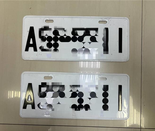 38歲張姓男子上網花新台幣8000元購買偽造車牌上路，日前被眼尖的員警攔查發現該車車牌是偽造，依法送辦。（太平警分局提供／馮惠宜台中傳真）