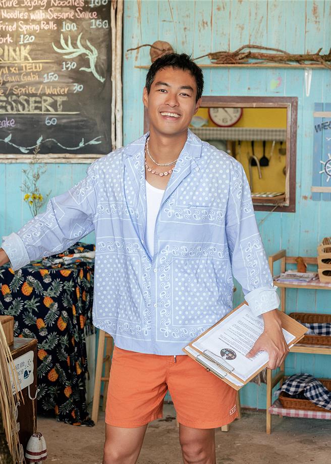 杨佑寧为店经理。（泰坦星文创影视提供）