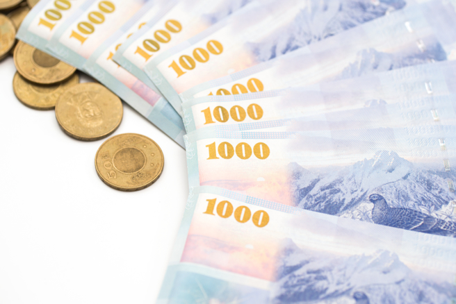 113年地價稅將於11月1日開徵，若土地所有權人持有的土地符合減免稅要件，只要在今年9月22日前申請，經審查核准者，當年即可適用優惠稅率或減免。（示意圖：shutterstock／達志）