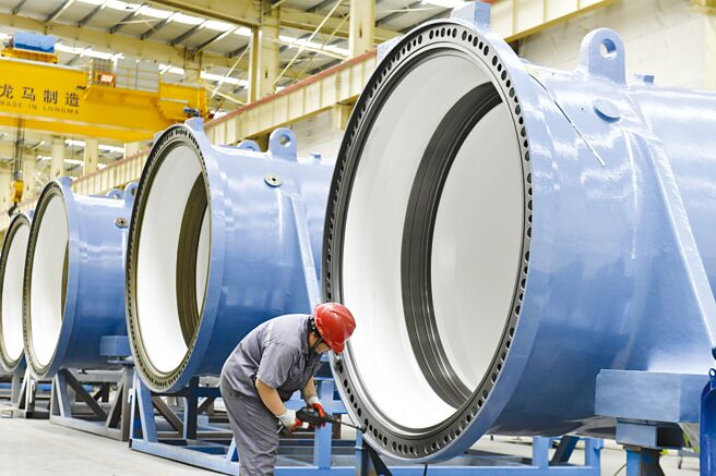 标普经济学家巴提（Usamah Bhatti）表示：「韩国8月制造业表现更亮眼，无论是产出或新订单增长都更强劲，前者增速更创下近三年半以来最高。」。图／新华社