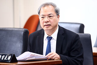 行政院秘書長龔明鑫：在三大趨勢下 開拓更多商機