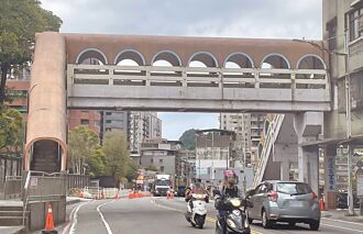 改善人行環境 基隆拆碇內天橋