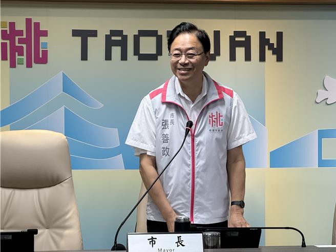桃园市长张善政4日宣布周六起将展开8天的访美和贝里斯行程，拜会2个姊妹市。(蔡依珍摄)