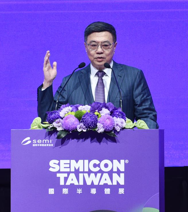 行政院长卓荣泰4日出席国际半导体展开幕典礼，表示世界供应链需要台湾，台湾就会负起责任。（图／顏谦隆摄）