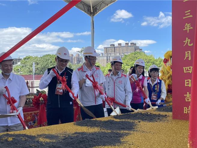 桃园铁路地下化中原车站动土，2030年完工。(吕筱蝉摄)