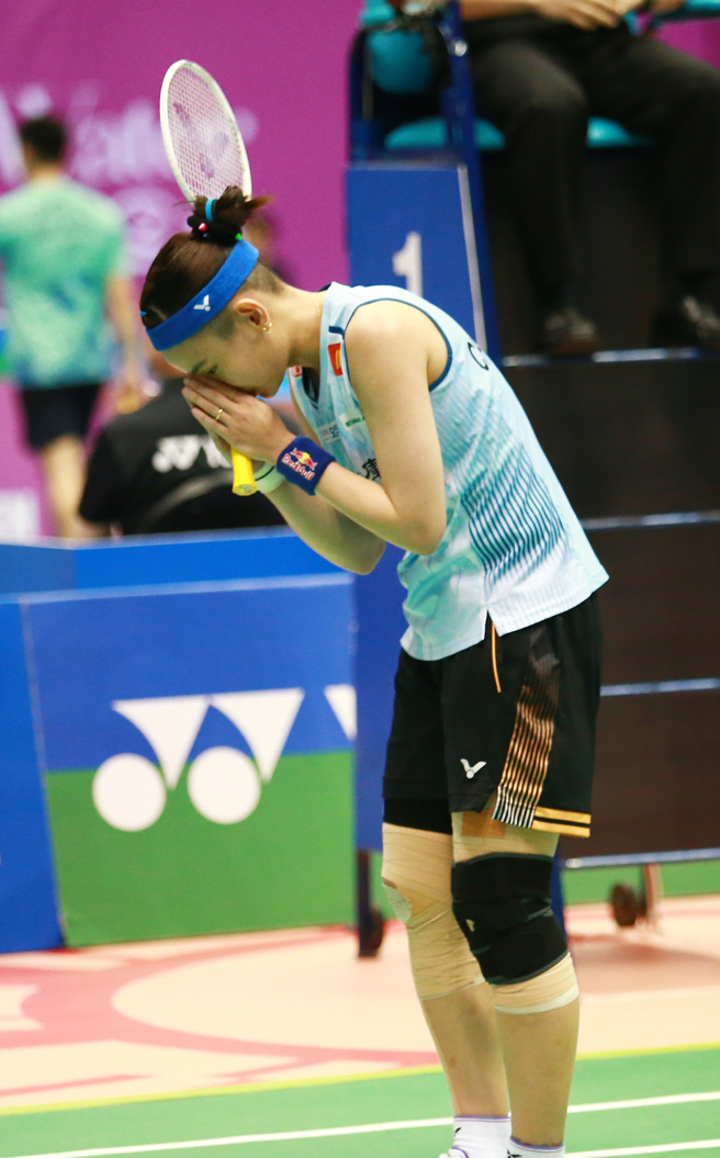 戴资颖获胜后向现场观眾致意。（陈信翰摄）