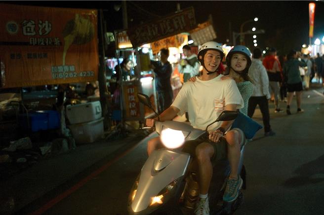 台南市观旅局5日推出《青春18x2_通往有你的旅程》追剧地图。(台南市观旅局提供／曹婷婷台南传真))