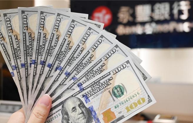 永丰银行导入三大科技应用─区块链、语意分析、网路爬虫，带动永丰外币匯入作业服务效率飞跃成长。图／永丰银行