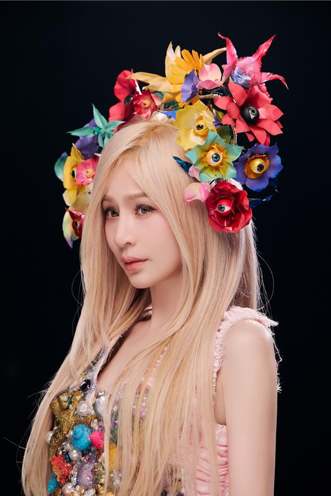 王心凌將在台北小巨蛋開唱，用心打造亮眼造型。（天晴娛樂提供）