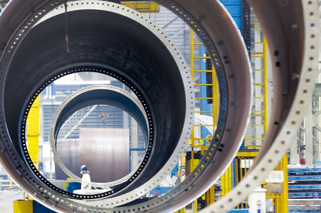 金融数据供应商标普全球3日公布，美国8月制造业採购经理人指数（PMI）终值由7月的49.6降至47.9，连续第二个月低于荣枯线50，并低于市场预期与初值48，此为今年以来最糟表现。图／中新社