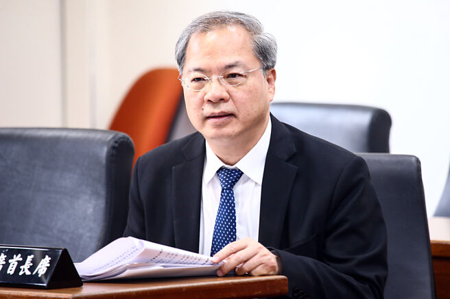 行政院秘书长龚明鑫指出，国际经济情势不断变化，但「净零转型、数位转型和供应链移转」三大趋势将会持续。图／本报资料照片