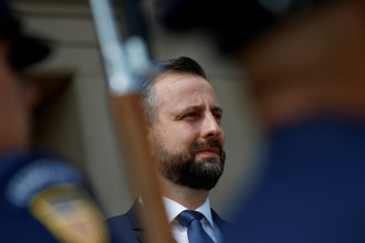 談烏外長走路 波蘭副總理：下一任別再犯