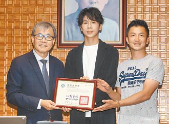 撐過風暴 林郁婷成反霸凌大使