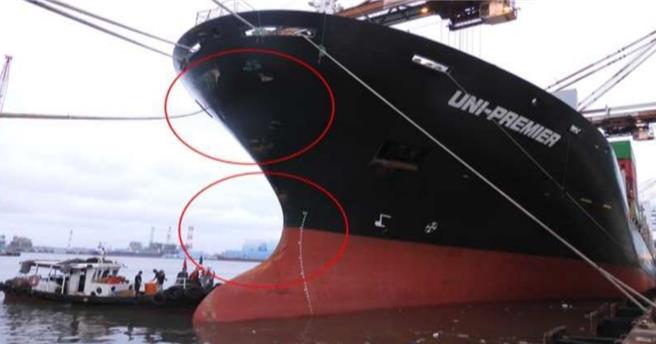 立揆輪撞沉高雄港勤拖船，港勤公司訴請賠償，獲賠4千多萬元，立揆輪有明顯撞痕。（圖片摘自「國家運輸安全調查委員會鑑定報告」／郭良傑高雄傳真）