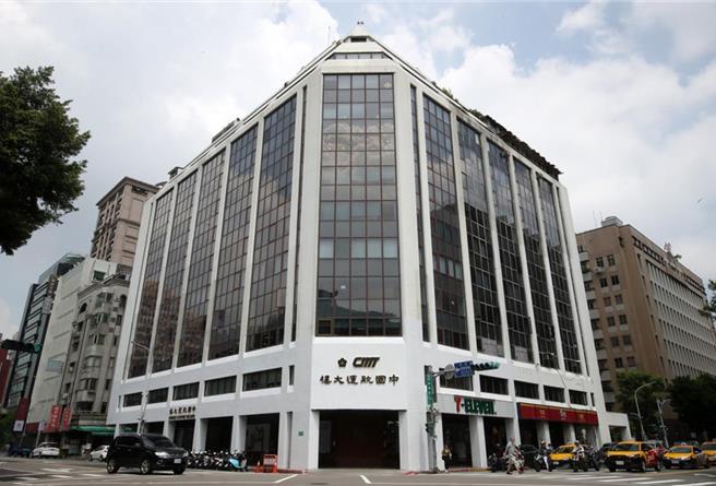 国民党台北市议员锺小平质疑，柯文哲以4300万购入的商办，原屋主可能是京华城董事长陈玉坤。（本报资料照片）