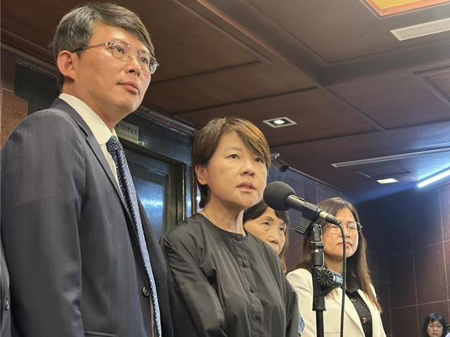 时任竞选总干事黄珊珊。（本报资料照片）