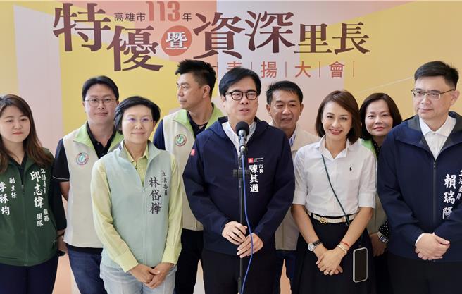 高雄市長陳其邁今日上午受訪表示，林欽榮當時拒絕財團要求，京華城的個案，請沈先生具體指出人、時、地、物來做說明，不要胡亂指控、模糊焦點。（林雅惠攝）