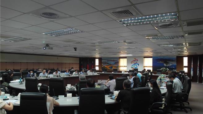 高雄國賓重建案今天召開環評審查委員會，歷經1個多小時審查，委員會決議該案今天未能過關。（高市環保局提供）