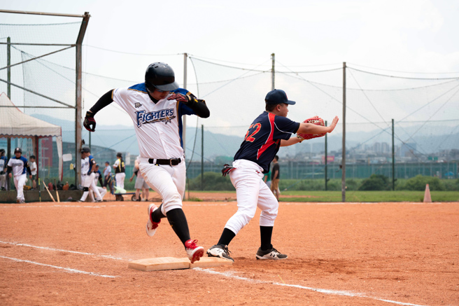 永慶房屋每年舉辦三大運動賽事，獲得體育署「運動企業認證」。圖/永慶房屋提供