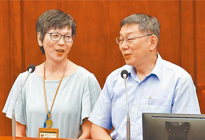 民眾党主席柯文哲被控涉入京华城弊案，台北地院5日二度召开羁押庭，结果「逆转」裁定柯文哲羁押禁见。对此，民眾党前立委、现任台中市政顾问蔡壁如晚间近7时表示，仍相信柯市长清白。（本报资料照片）